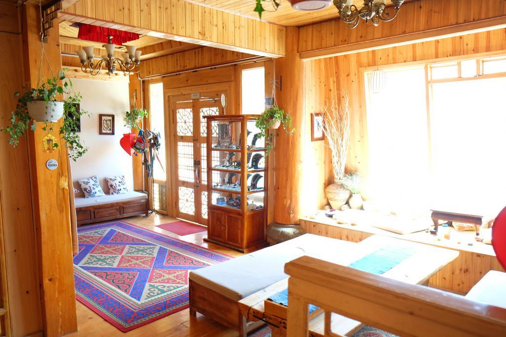 Апартаменты Huksum House Deqen Экстерьер фото